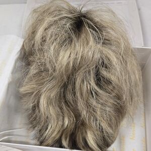Noriko Emerson Creamy Toffee Wig NIB